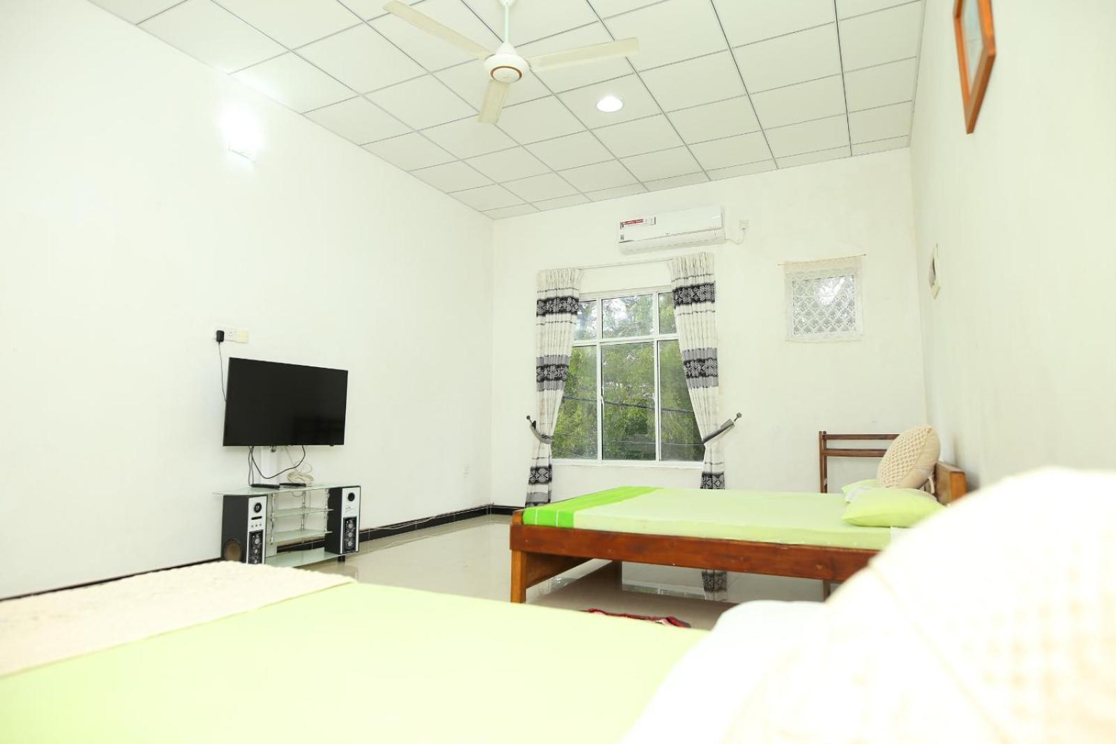 Sujee'S Guest House With Two Bed Rooms Anuradhapura Exterior foto